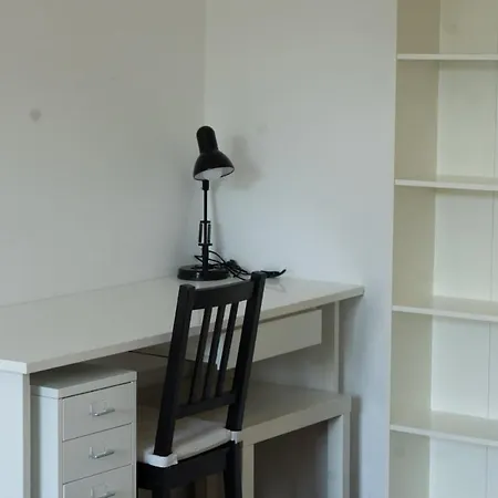 With 5 Beds & Two In The Centre Appartamento Bratislava